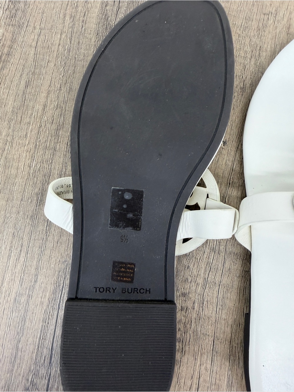 Tory Burch White Logo Miller Thong Sandals - Picture 4 of 7